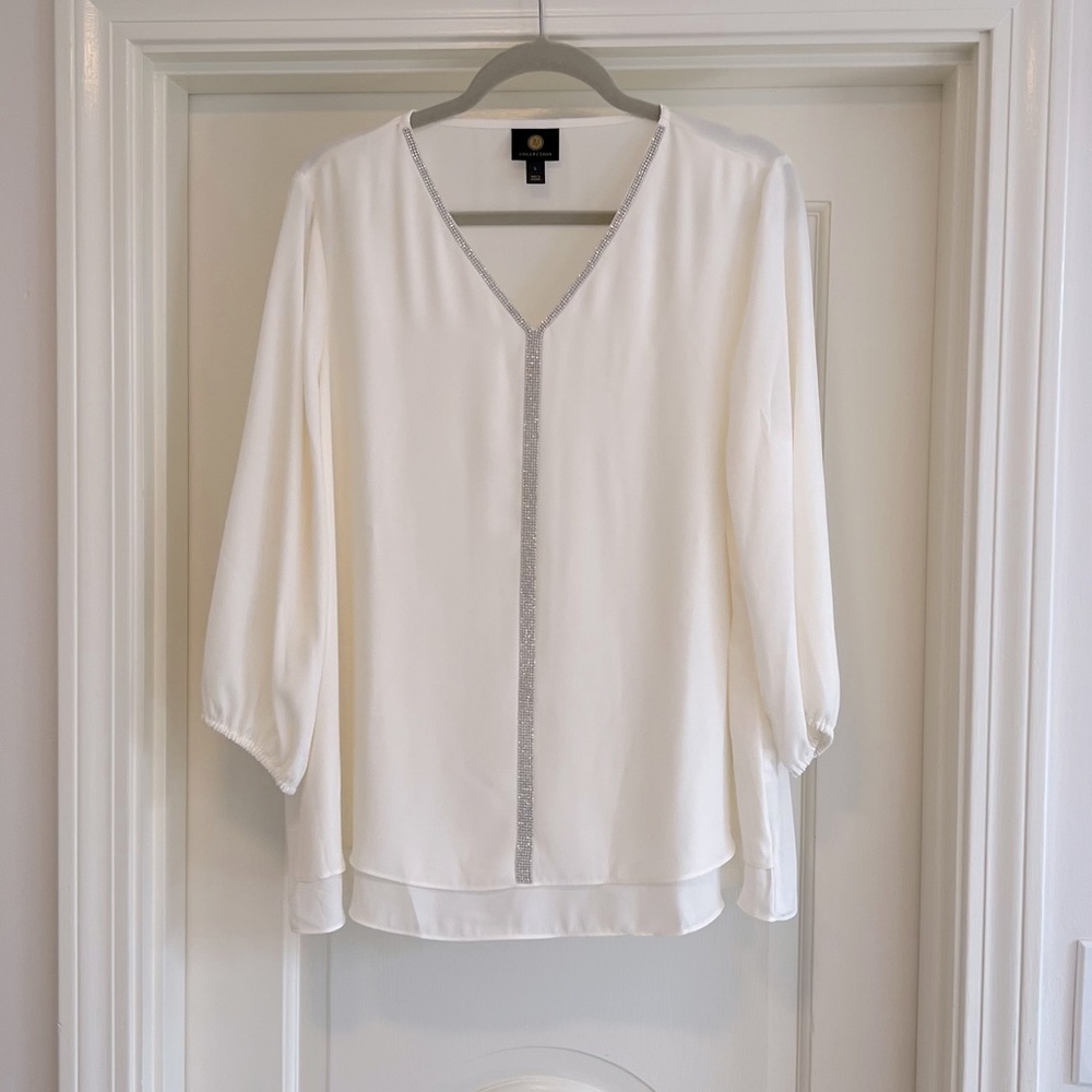 Like NEW JM Collections blouse